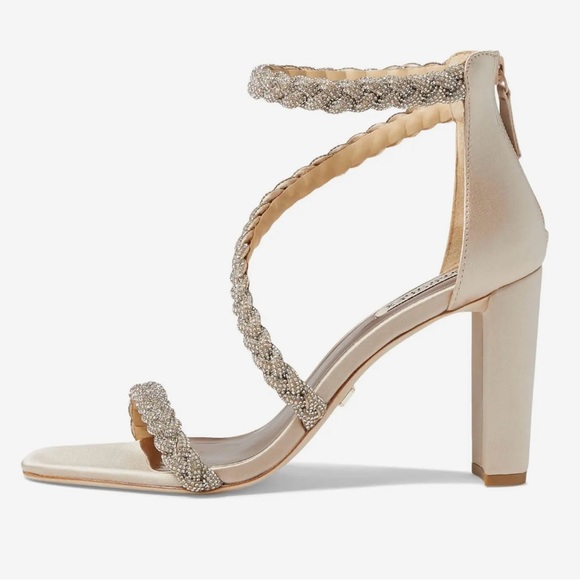 Badgley Mischka Women's Fenix Heeled Sandal Nude Satin, Size 8 - Picture 2 of 12